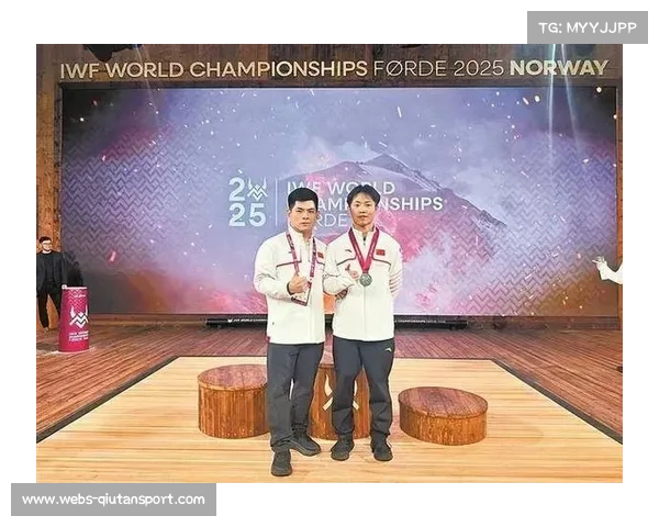 中国选手元浩打破男子60公斤级抓举世界青年纪录再创辉煌